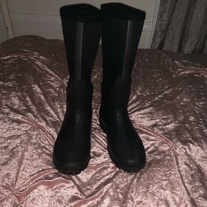 Ducks Unlimited black neoprene/ rubber boots.